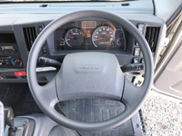 いすゞエルフアルミバン小型（2t・3t）[写真38]