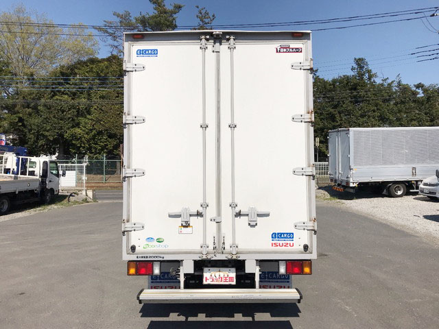 いすゞエルフアルミバン小型（2t・3t）[写真09]