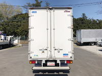 いすゞエルフアルミバン小型（2t・3t）[写真09]