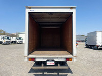 三菱ふそうキャンターアルミバン小型（2t・3t）[写真10]