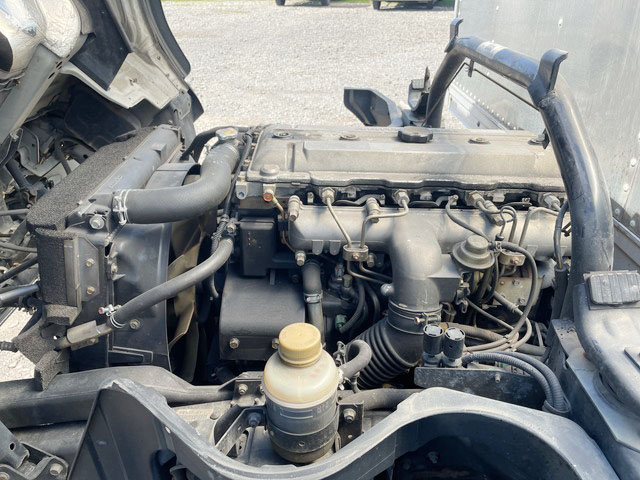 三菱ふそうキャンターアルミバン小型（2t・3t）[写真23]