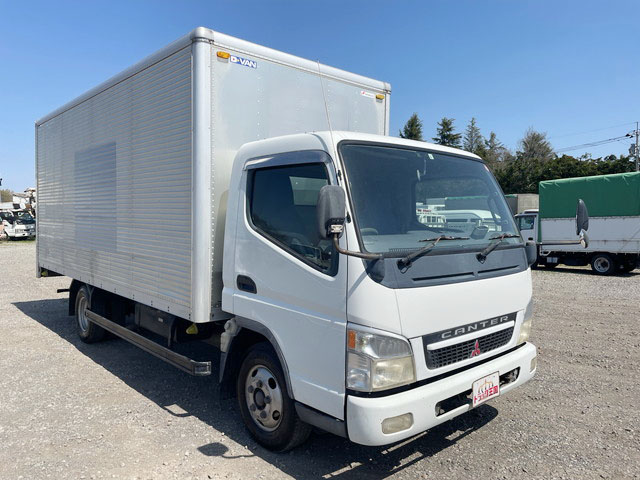 三菱ふそうキャンターアルミバン小型（2t・3t）[写真03]
