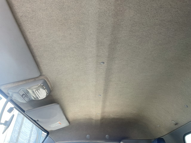 三菱ふそうキャンターアルミバン小型（2t・3t）[写真30]