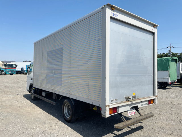 三菱ふそうキャンターアルミバン小型（2t・3t）[写真04]