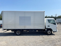 三菱ふそうキャンターアルミバン小型（2t・3t）[写真06]