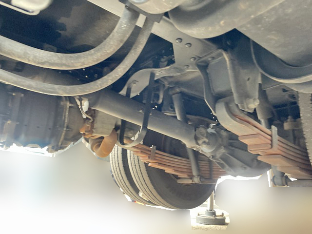 いすゞエルフ高所作業車小型（2t・3t）[写真23]