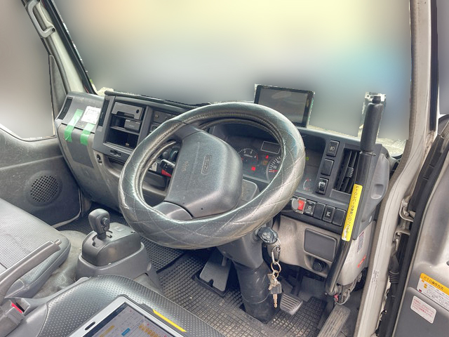 いすゞエルフ高所作業車小型（2t・3t）[写真33]