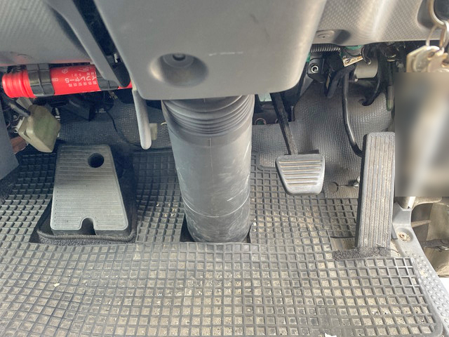 いすゞエルフ高所作業車小型（2t・3t）[写真37]