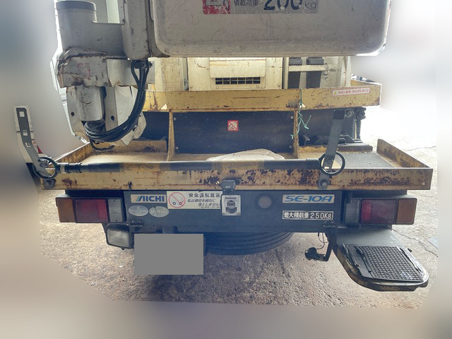 いすゞエルフ高所作業車小型（2t・3t）[写真07]