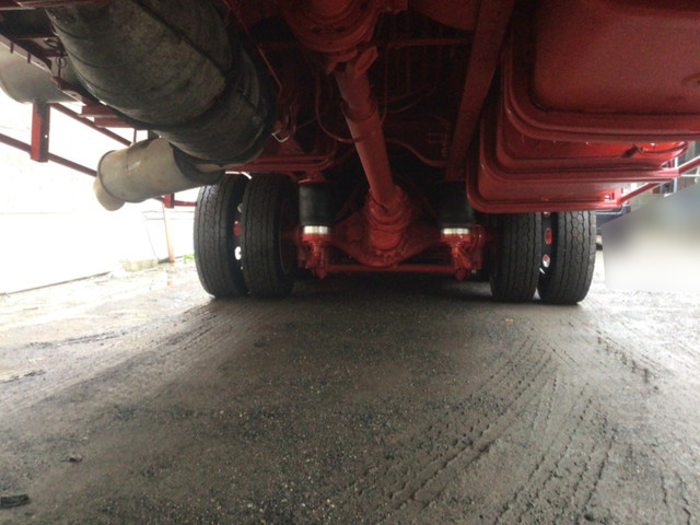 いすゞギガセルフローダー大型（10t）[写真24]