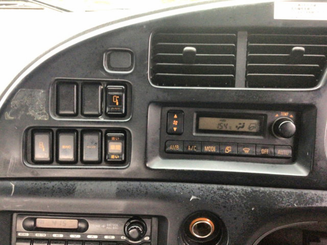 いすゞギガセルフローダー大型（10t）[写真38]