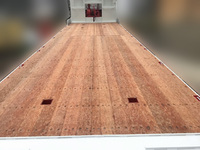 いすゞギガセルフローダー大型（10t）[写真05]