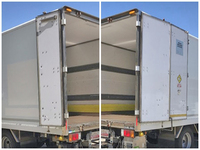 いすゞエルフパネルバン小型（2t・3t）[写真12]