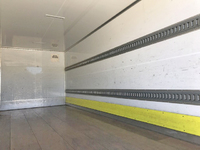 いすゞエルフパネルバン小型（2t・3t）[写真16]