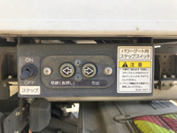 いすゞエルフパネルバン小型（2t・3t）[写真21]