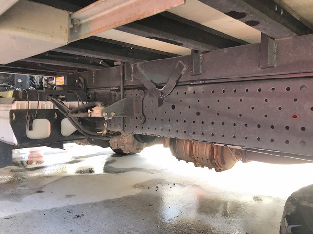 いすゞエルフパネルバン小型（2t・3t）[写真25]