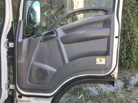 いすゞエルフパネルバン小型（2t・3t）[写真30]