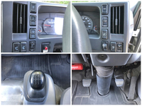 いすゞエルフパネルバン小型（2t・3t）[写真38]