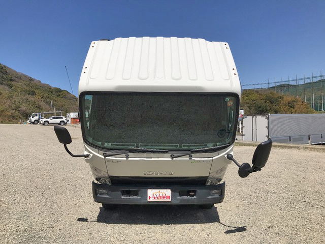 いすゞエルフパネルバン小型（2t・3t）[写真08]