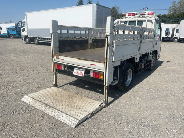 いすゞエルフ平ボディ小型（2t・3t）[写真02]