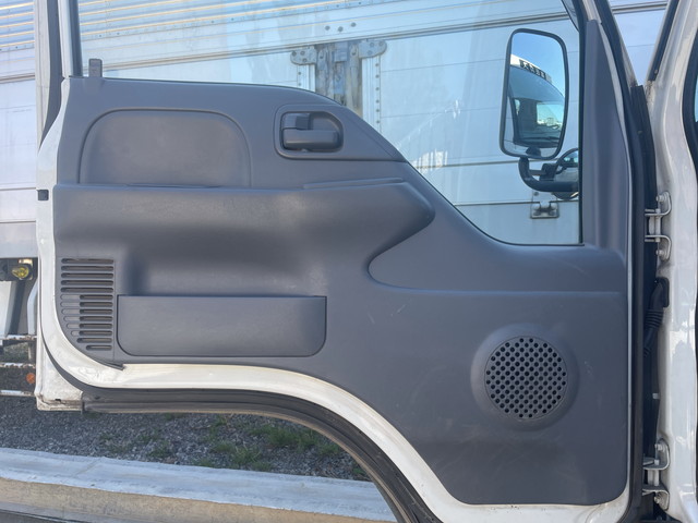 いすゞエルフ平ボディ小型（2t・3t）[写真26]