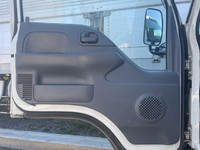 いすゞエルフ平ボディ小型（2t・3t）[写真26]