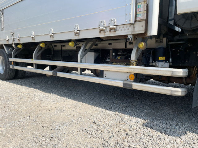 いすゞフォワードアルミウイング中型（4t）[写真17]