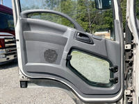 いすゞフォワードアルミウイング中型（4t）[写真26]