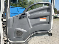 いすゞフォワードアルミウイング中型（4t）[写真27]