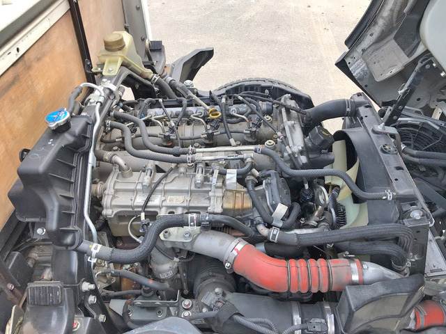 三菱ふそうキャンター平ボディ小型（2t・3t）[写真27]