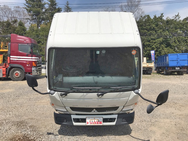 三菱ふそうキャンター平ボディ小型（2t・3t）[写真08]