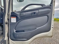 日野レンジャーアルミウイング中型（4t）[写真28]