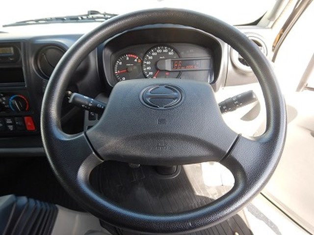 日野デュトロアルミバン小型（2t・3t）[写真27]