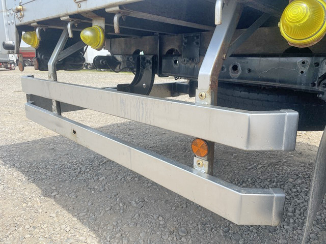 三菱ふそうファイターアルミブロック中型（4t）[写真16]