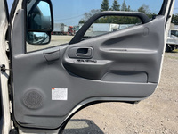 日野デュトロ平ボディ小型（2t・3t）[写真26]