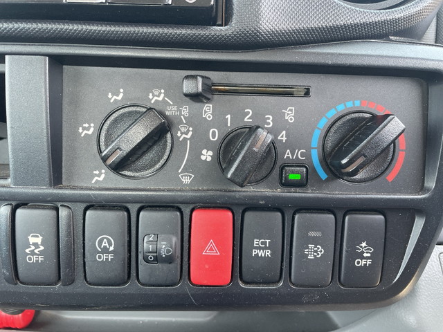 日野デュトロ平ボディ小型（2t・3t）[写真37]