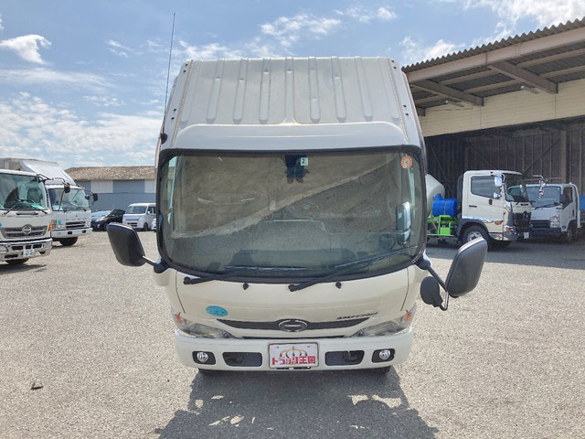 日野デュトロ平ボディ小型（2t・3t）[写真10]