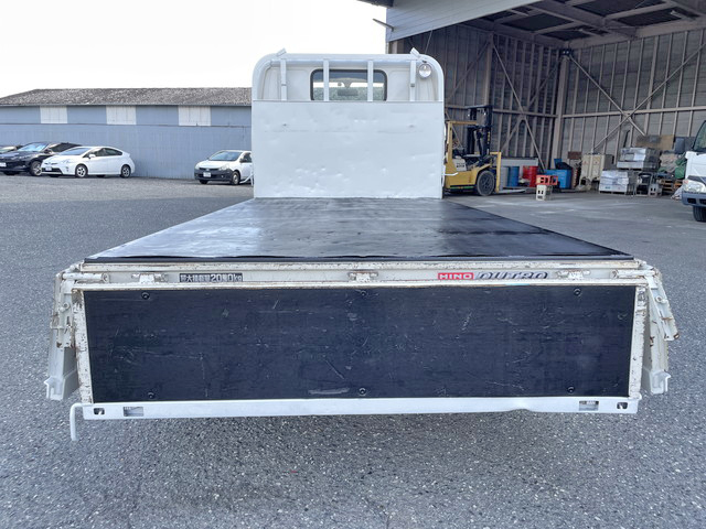 日野デュトロ平ボディ小型（2t・3t）[写真12]