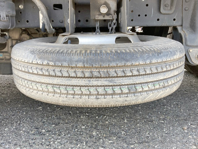 日野デュトロ平ボディ小型（2t・3t）[写真16]