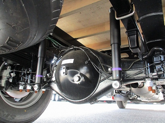 三菱ふそうキャンタークレーン4段小型（2t・3t）[写真11]