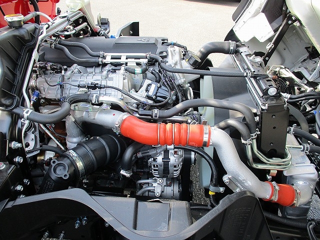 三菱ふそうキャンタークレーン4段小型（2t・3t）[写真14]