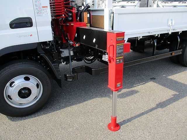 三菱ふそうキャンタークレーン4段小型（2t・3t）[写真16]