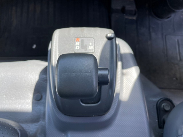 いすゞエルフカーテン車小型（2t・3t）[写真24]