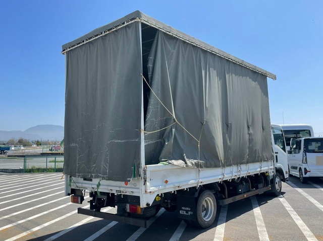 いすゞエルフカーテン車小型（2t・3t）[写真04]