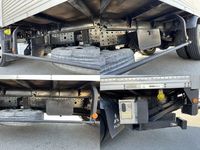 三菱ふそうキャンターアルミバン小型（2t・3t）[写真24]
