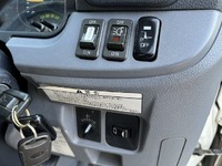 三菱ふそうキャンターアルミバン小型（2t・3t）[写真31]