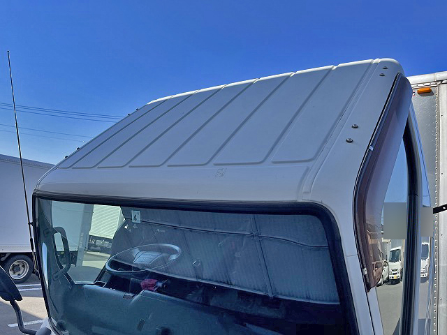 三菱ふそうキャンターアルミバン小型（2t・3t）[写真38]