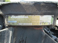 UDトラックスクオントレーラーヘッド（トラクターヘッド）大型（10t）[写真23]