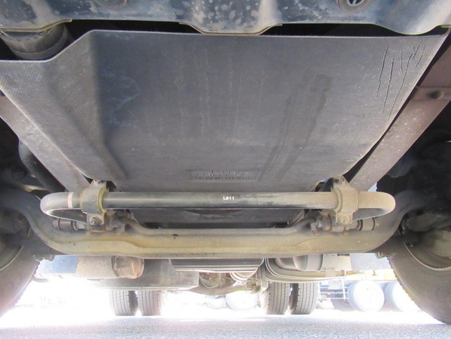 UDトラックスクオントレーラーヘッド（トラクターヘッド）大型（10t）[写真27]