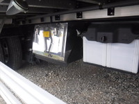 日野レンジャーアルミウイング中型（4t）[写真25]